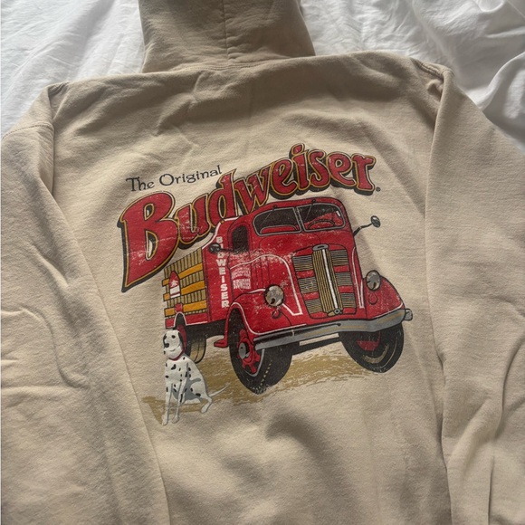 Budweiser Tan Hoodie with Vintage Truck Design - Picture 1 of 5